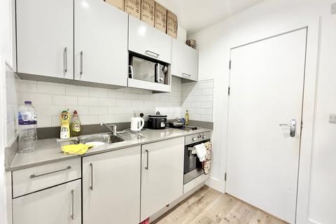 Studio to rent, Luminaire Apartments,  Kilburn High Road, London NW6