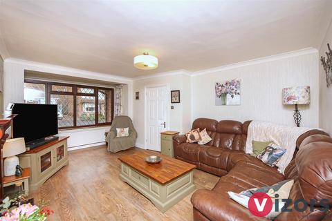 5 bedroom detached house for sale, Milford Close, Walkwood, Redditch