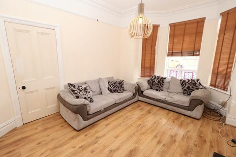 5 bedroom terraced house for sale, Barton Road, Stretford, M32