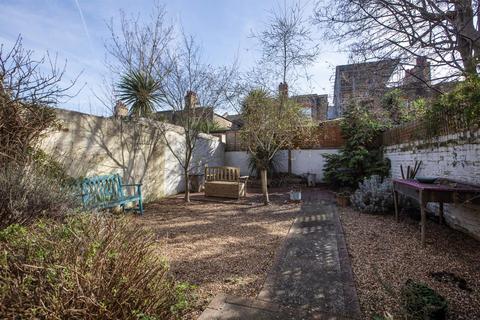 1 bedroom flat for sale, Coldharbour Lane, Camberwell, SE5