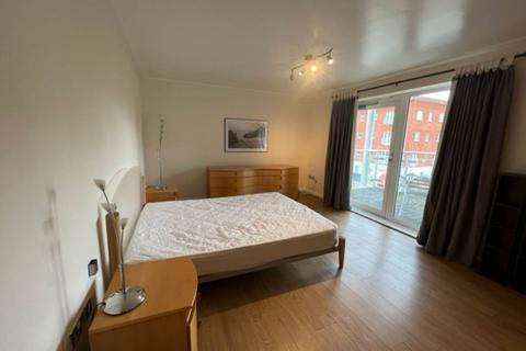 2 bedroom flat to rent, Barcelona House, Judkin Court, Century Wharf