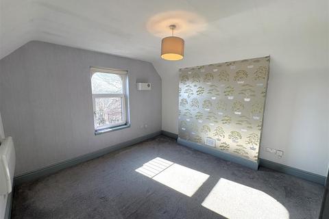 1 bedroom flat to rent, Portland Road, Manchester M27