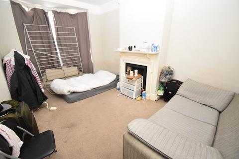 3 bedroom terraced house for sale, Baddow Road, Chelmsford, Essex CM2