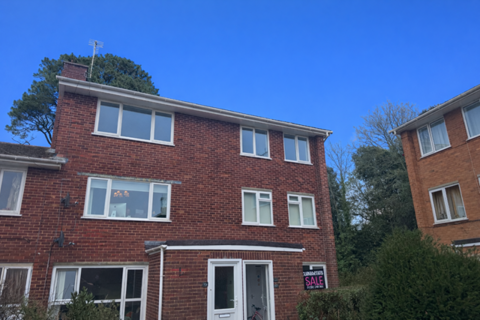 undefined, Two bedroom apartment in Topsham