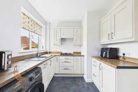 4 bedroom semi-detached house for sale, Camp Road, South Kirkby WF9