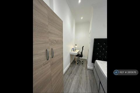undefined, Chicksand St, London, E1