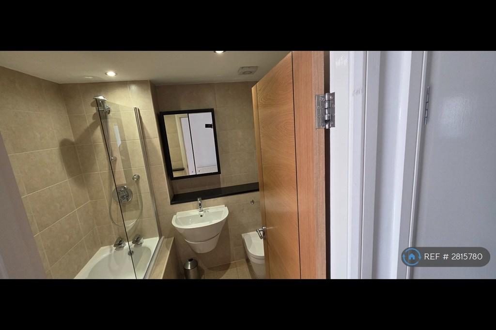 Main Bathroom