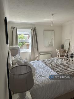1 bedroom flat to rent, Aldershot, Hampshire, GU11
