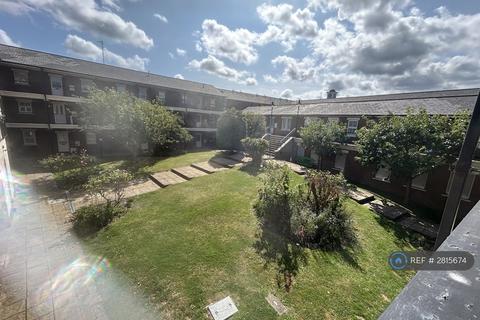 1 bedroom flat to rent, Aldershot, Hampshire, GU11