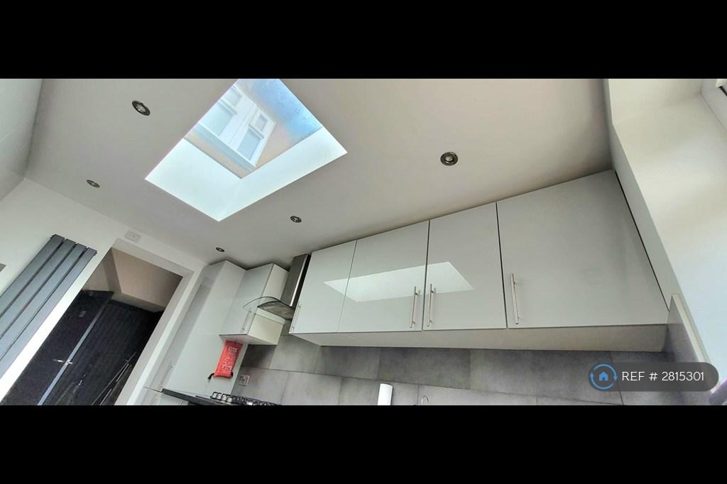 Natural Light From a Massive Skylight