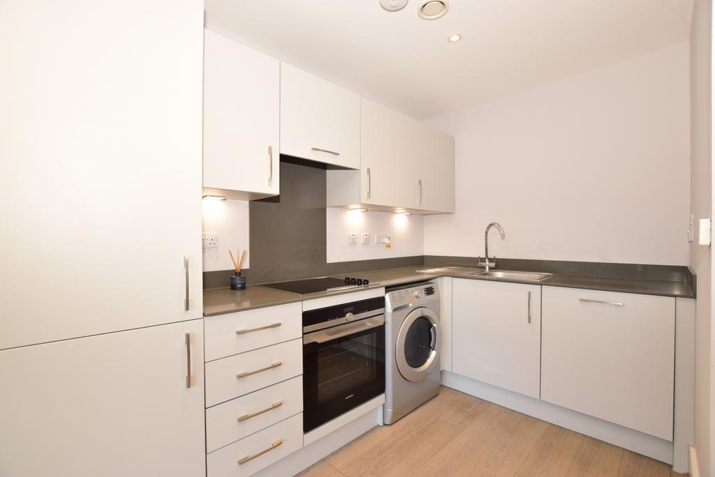 Kitchen 1