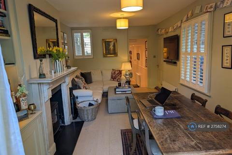 2 bedroom flat to rent, Boscombe Road, London, W12