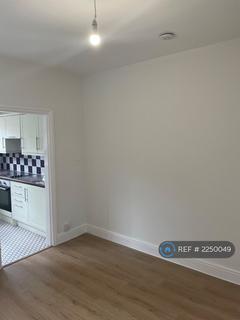 2 bedroom end of terrace house to rent, Lindleys Lane, Kirkby-In-Ashfield, Nottingham, NG17