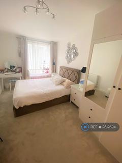 2 bedroom flat to rent, Code Court, London, NW2