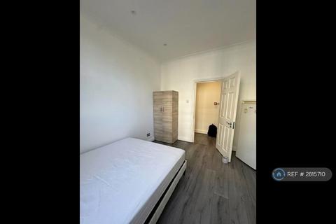 undefined, Chicksand St, London, E1