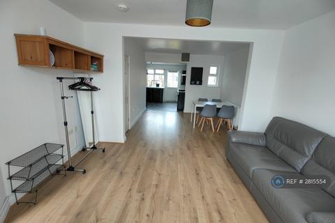 3 bedroom terraced house to rent, Hunters Way, Bristol, BS34