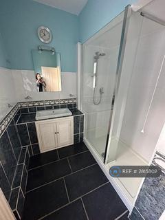 2 bedroom flat to rent, Prince Of Wales Terrace, Deal, CT14