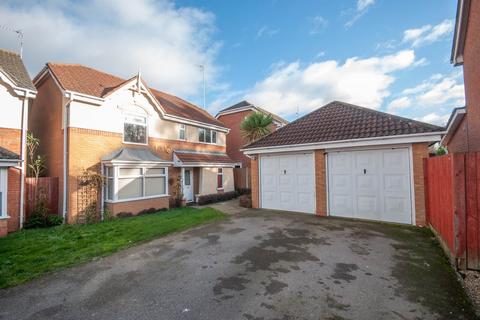 4 bedroom detached house to rent, Braids Close, Rugby, CV21