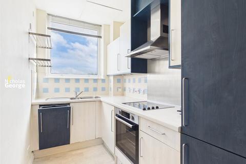 2 bedroom apartment for sale, Britannic Park, Moseley, Birmingham, B13