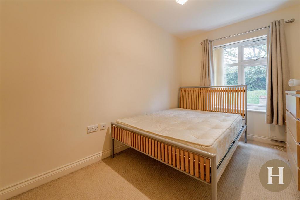 Hadleigh Estate Agents-1.jpg