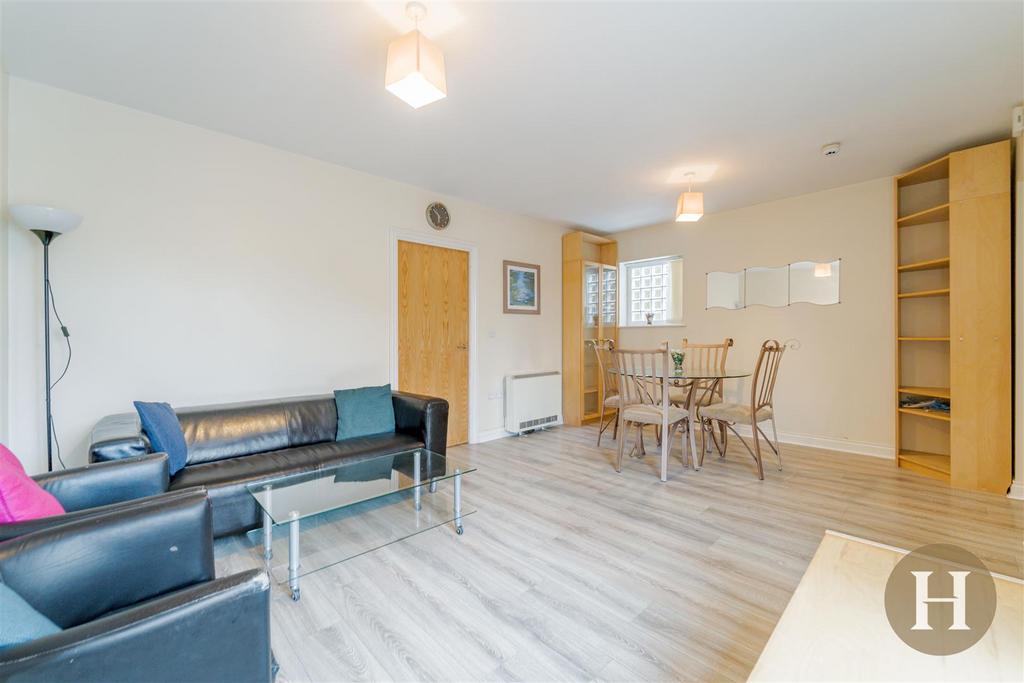 Hadleigh Estate Agents-18.jpg