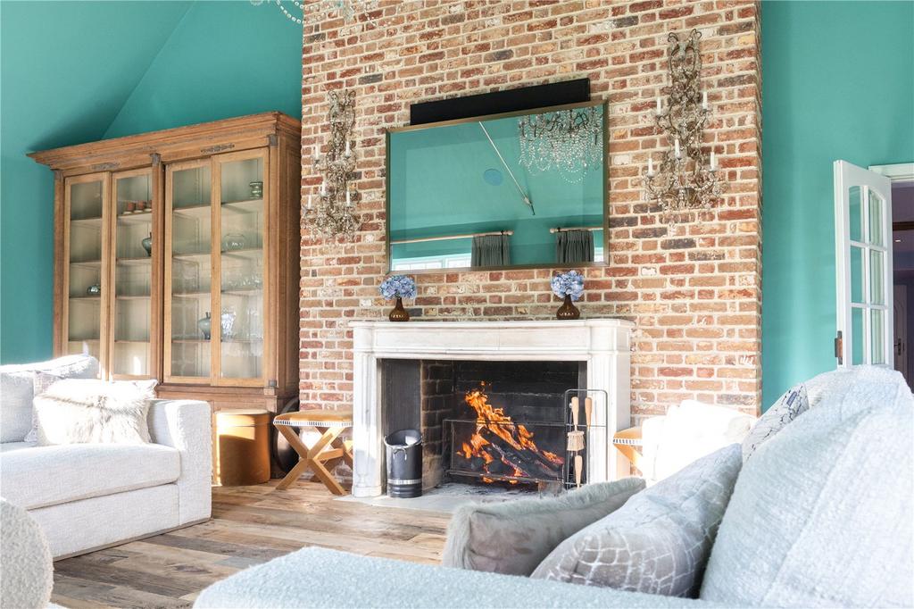 Sitting Room, Fire