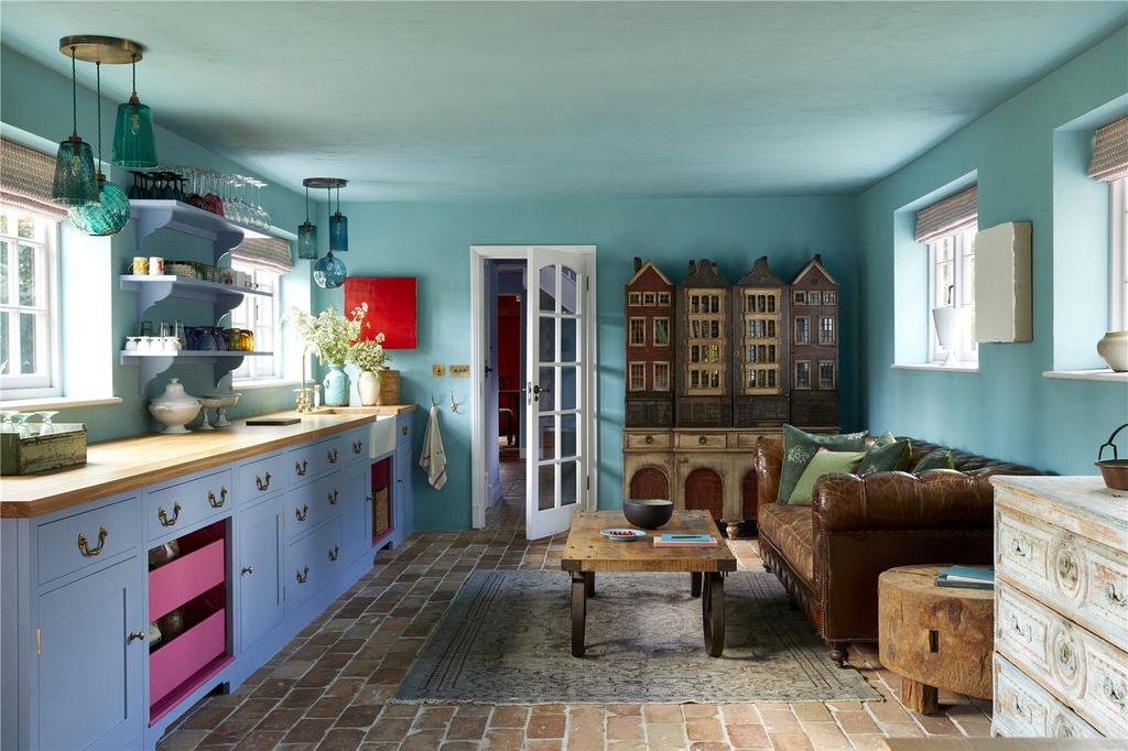 Kitchen/Family