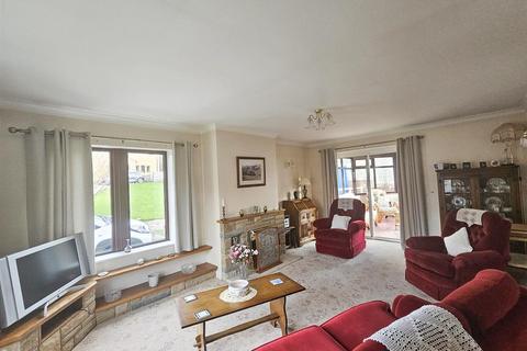 undefined, St. Johns Close, Silsden