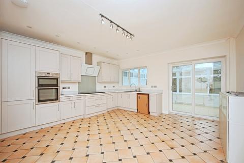 4 bedroom semi-detached house for sale, Bills Lane, Shirley, SOLIHULL