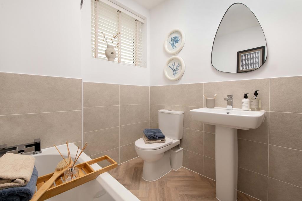 Franklin Gardens Newman Bathroom