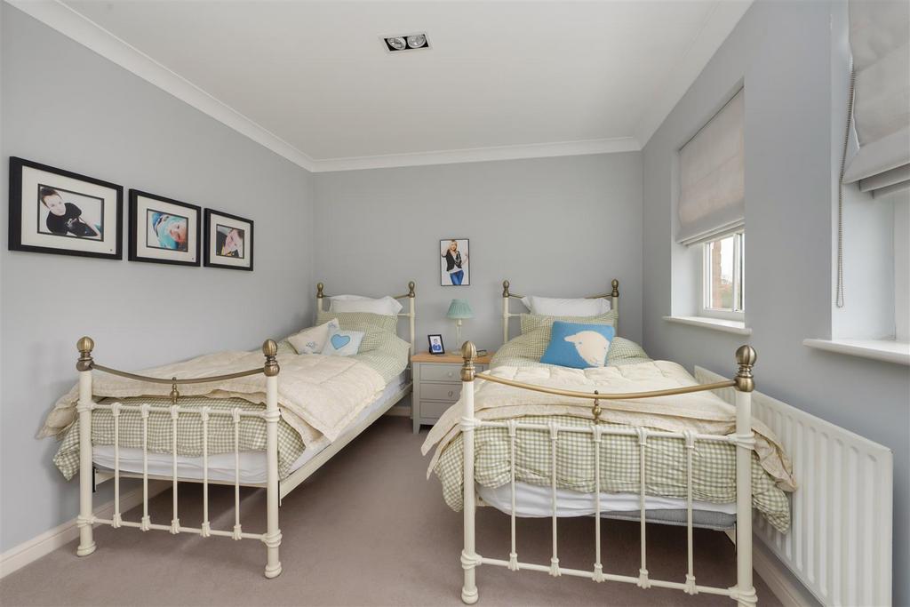 Birkdale Close, Molehill Road, Chestfield, Whitsta
