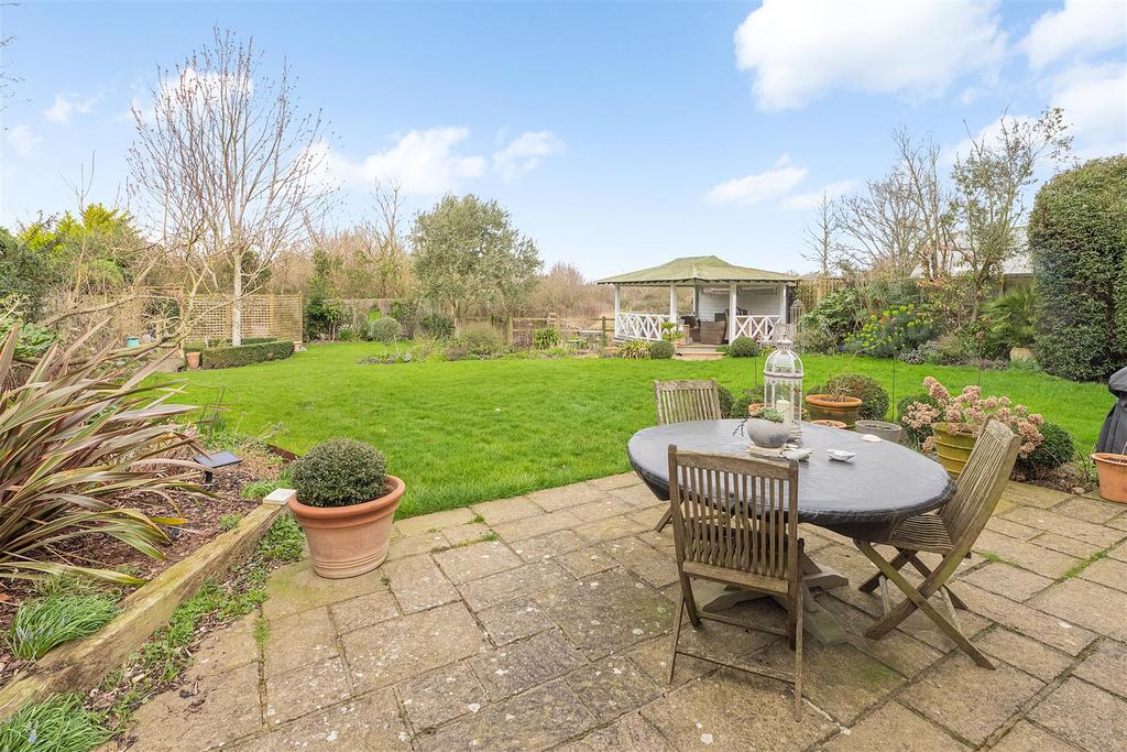 Birkdale Close, Molehill Road, Chestfield, Whitsta