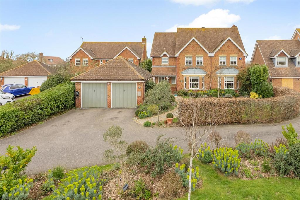 Birkdale Close, Molehill Road, Chestfield, Whitsta