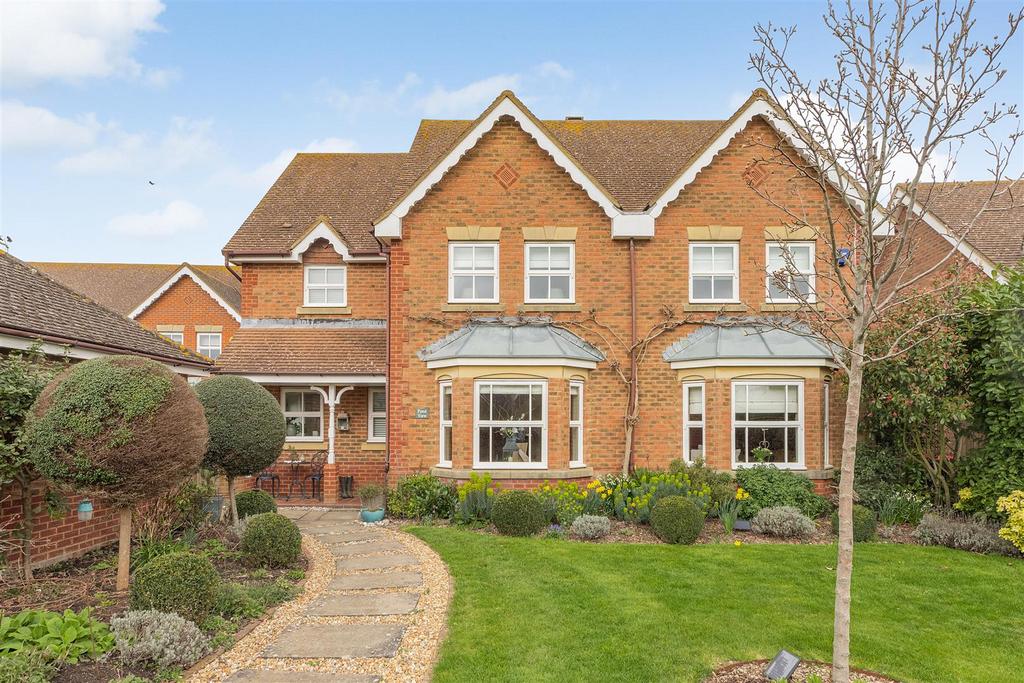 Birkdale Close, Molehill Road, Chestfield, Whitsta