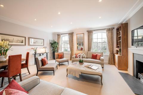 3 bedroom flat to rent, Onslow Square, London SW7