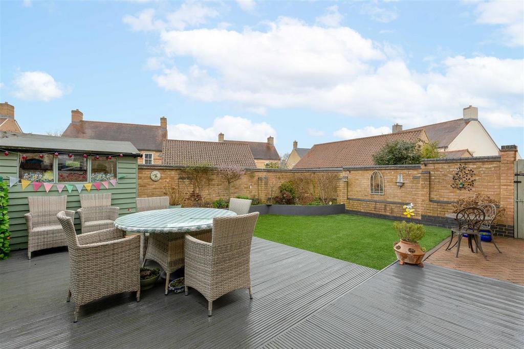 West Facing Garden