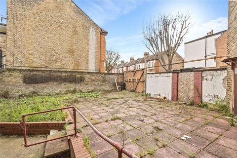 5 bedroom end of terrace house for sale, Boundaries Road, London, SW12