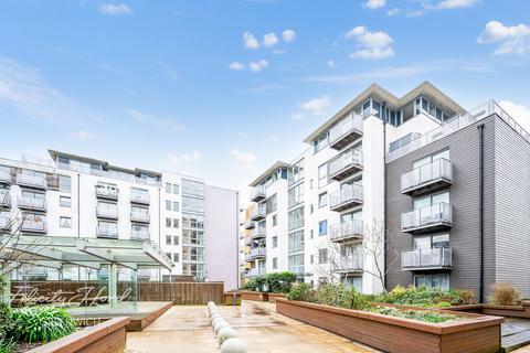 1 bedroom flat for sale, Deals Gateway, London, SE13