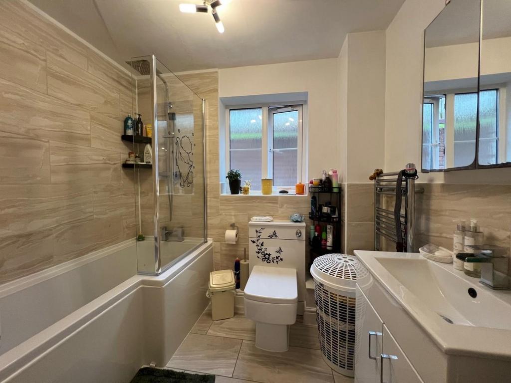 Bathroom.jpeg