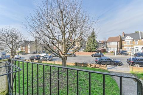 undefined, Woodville Road, Thornton Heath, CR7