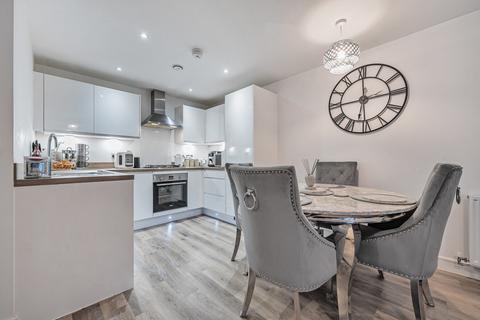 1 bedroom flat for sale, Wells House, Gunpowder Road, Worcester Park, KT4