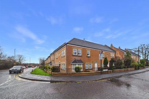 2 bedroom apartment for sale, Castledene Court, Gosforth