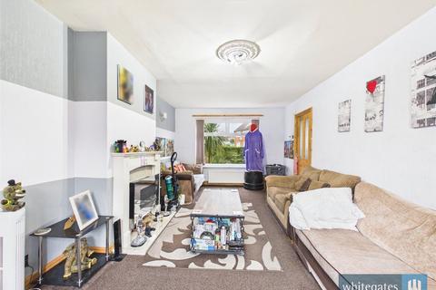 3 bedroom semi-detached house for sale, Wallingford Mount, Allerton, Bradford, West Yorkshire, BD15