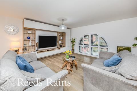 undefined, Pavilion Way, Cheshire SK10