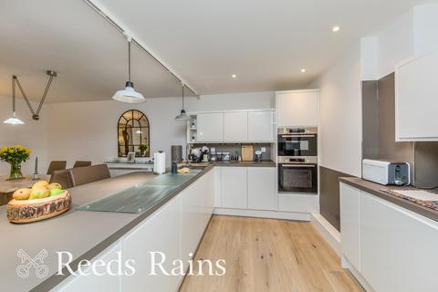 undefined, Pavilion Way, Cheshire SK10