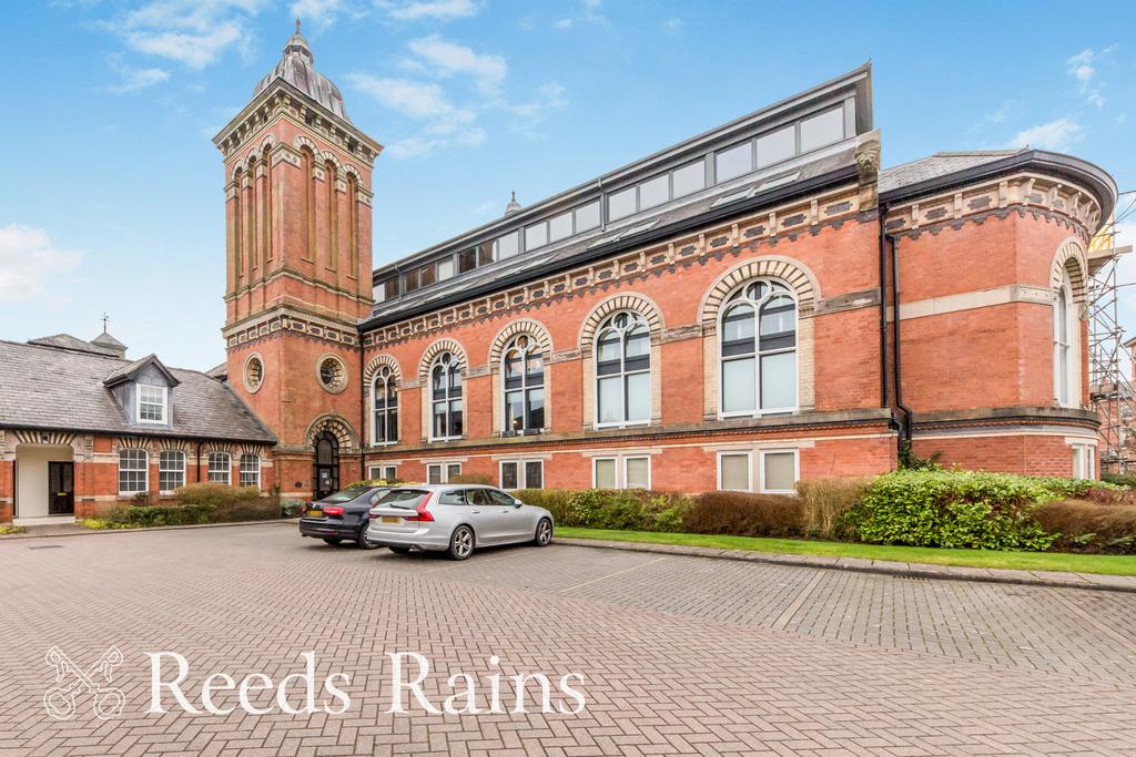 3 bedroom apartment for sale