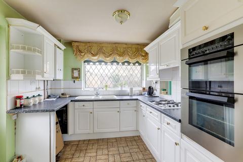 3 bedroom detached house for sale, Polperro Way, Nottingham NG15