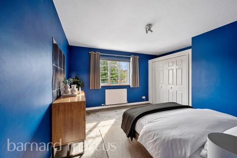 2 bedroom flat for sale, Sutton Common Road, Sutton