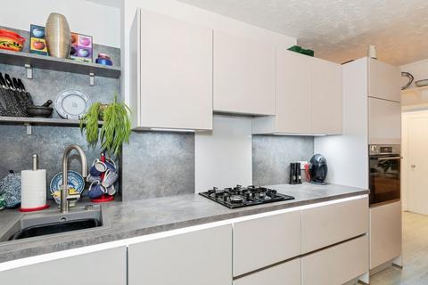 2 bedroom flat for sale, Top Hill, Truro TR2