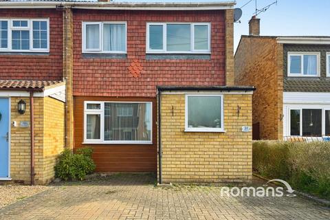 undefined, Southwark Close, Yateley, Hampshire